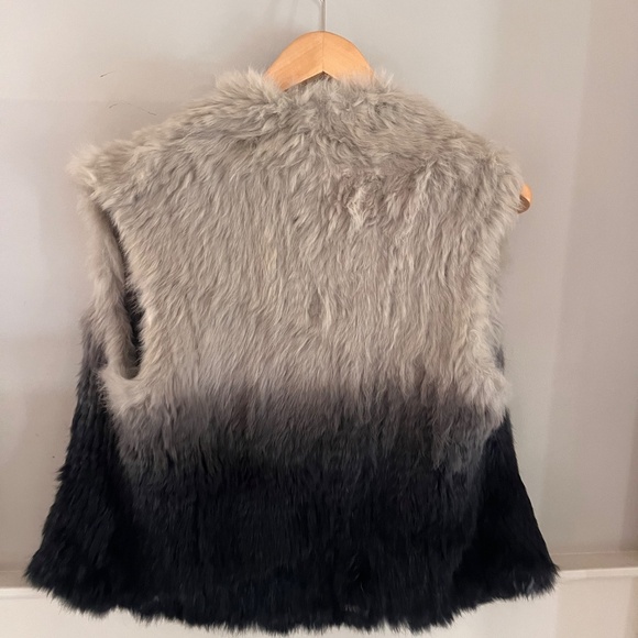 Rabbit Fur Vest - Picture 4 of 5